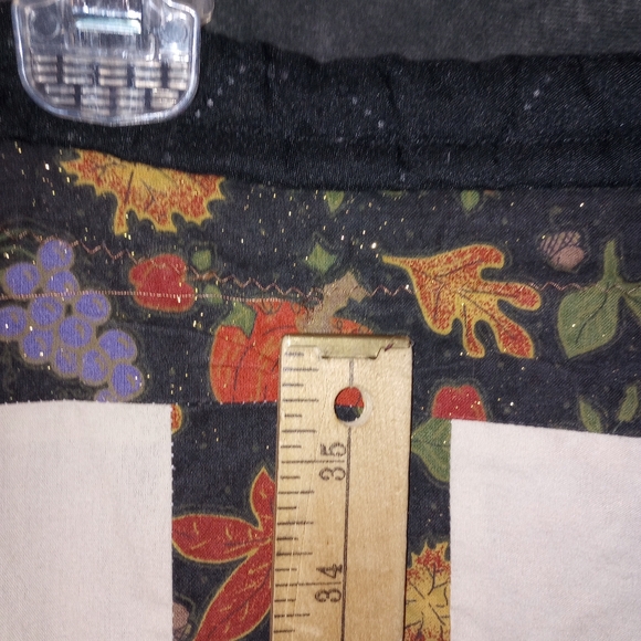 Vintage Halloween Quilt Size 37x36in EUC - Picture 7 of 9